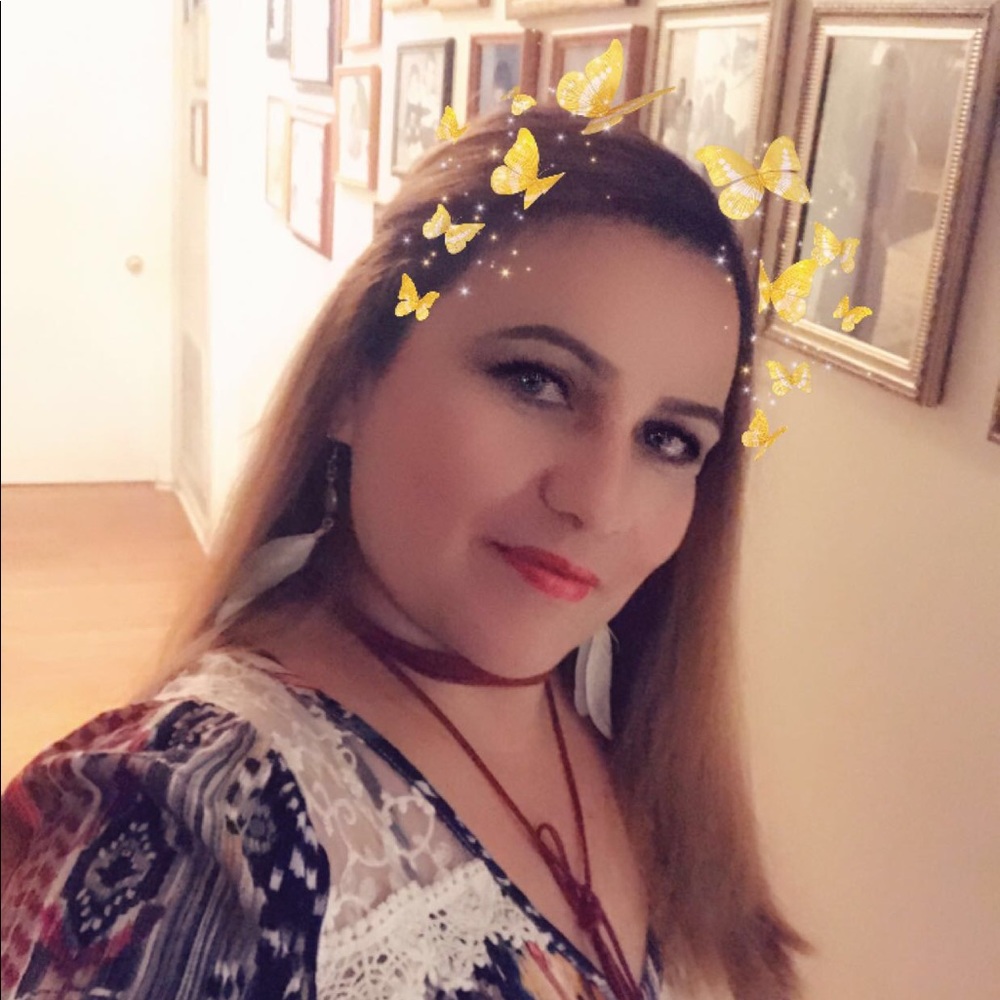 Meet your Posher, Mari